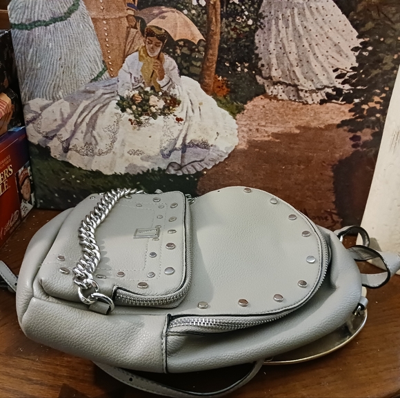 🎒Victoria Secret Urban Mini Backpack🎒 Size 7.3"×3.8"×9.7",A Fabulous Item🎁👌 - Picture 7 of 16